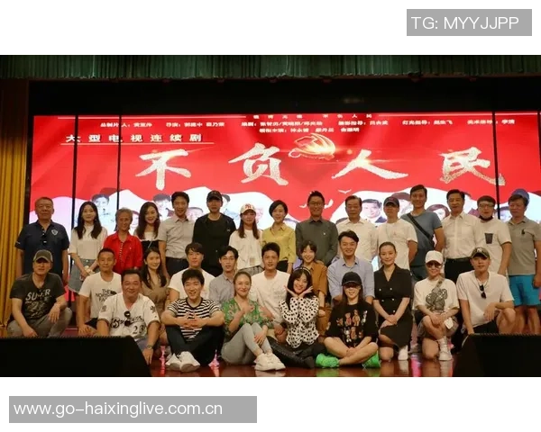足球明星齐聚一堂共同演绎精彩广告传递热爱与激情的足球精神